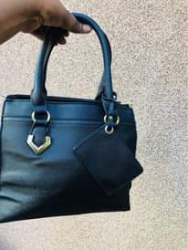 A picture of Karibuni pochi za mtumba