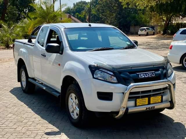 classifieds/cars isuzu