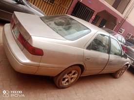 A picture of Toyota Camry 02