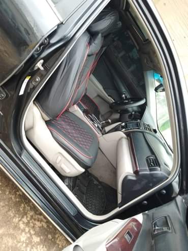 A picture of Toyota Camry Muscle XLE 2014 model V6 engine full options