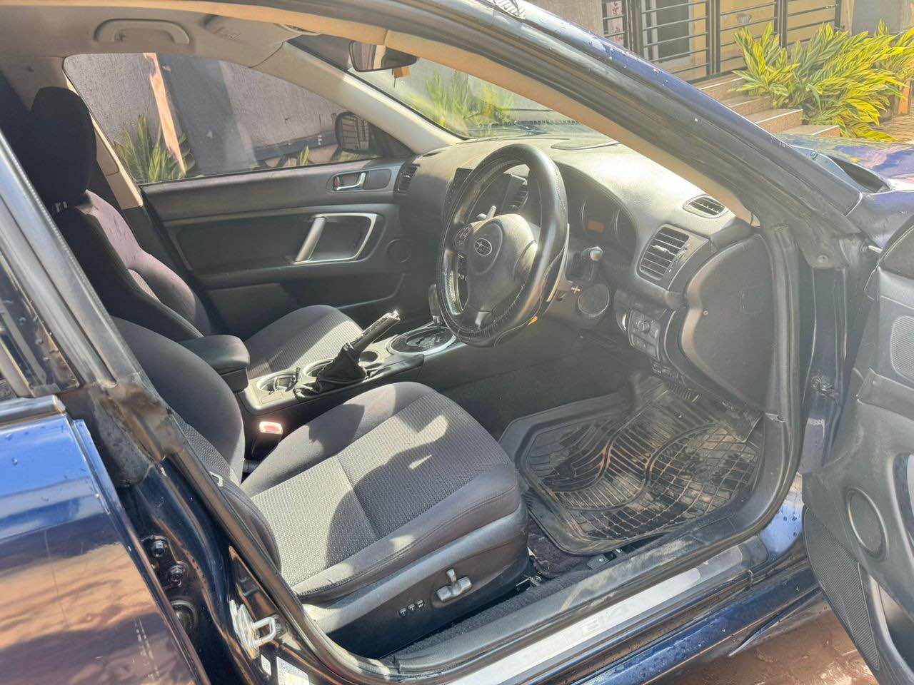 A picture of Subaru legacy 14m 0771331553