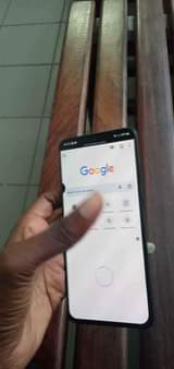A picture of Samsung s20 plus txt 0629284178