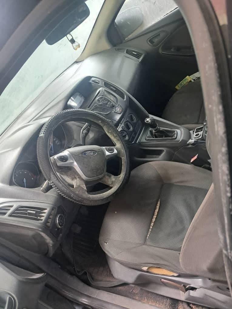 A picture of ford focus 2014