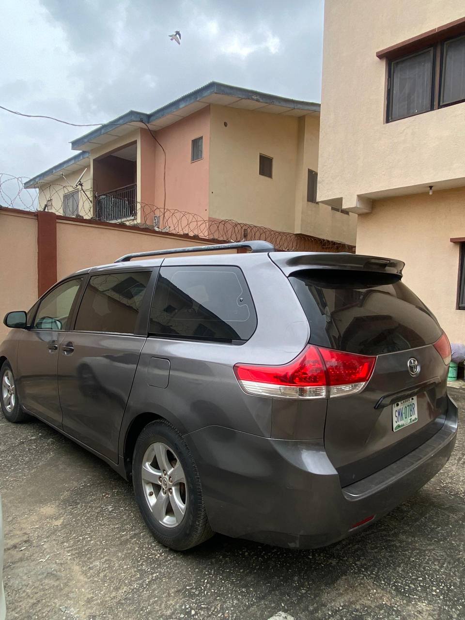A picture of 2015 Toyota Sianna