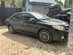 A picture of Extremely clean 2012 Toyota Corolla with ac gear and engine