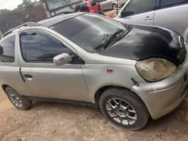 A picture of Vitz old model