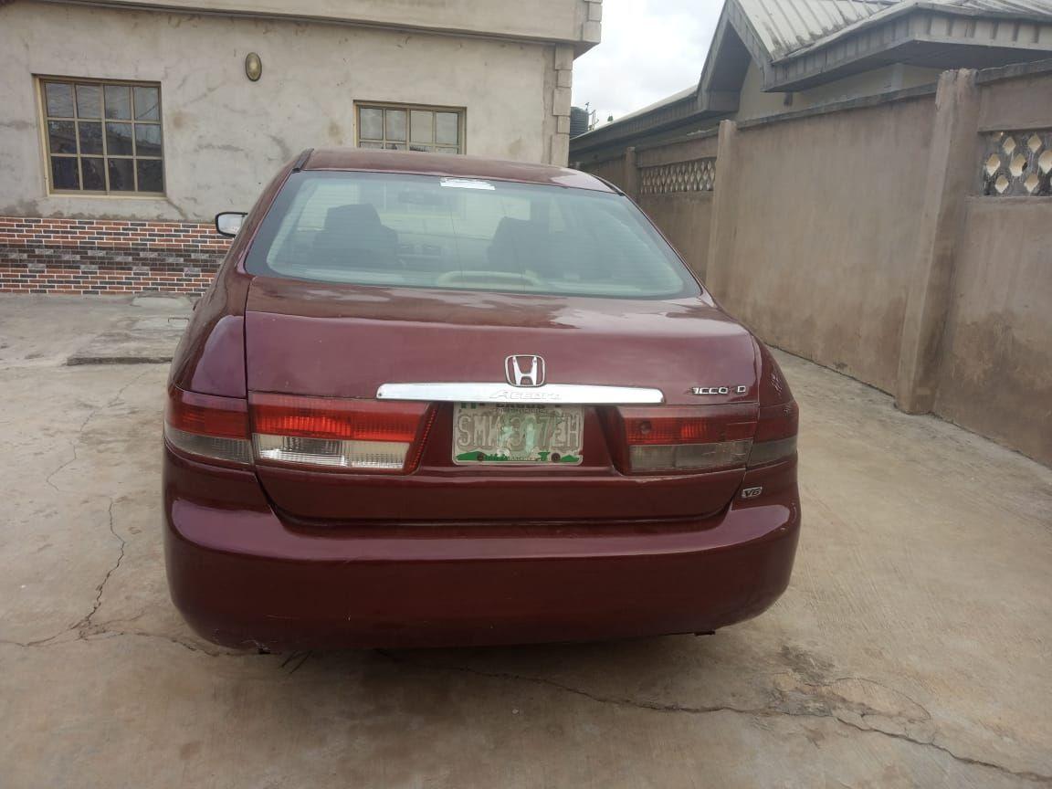 A picture of 2004 Honda eod