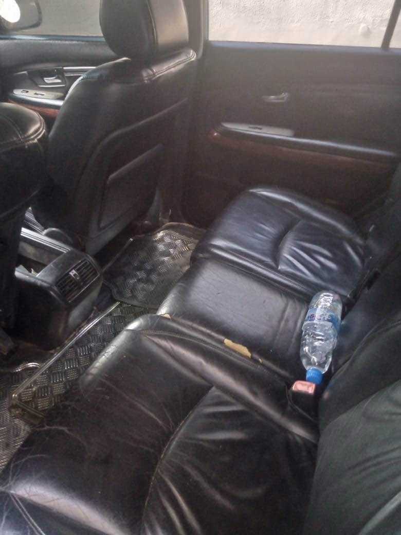 A picture of Lexus RX330 2005