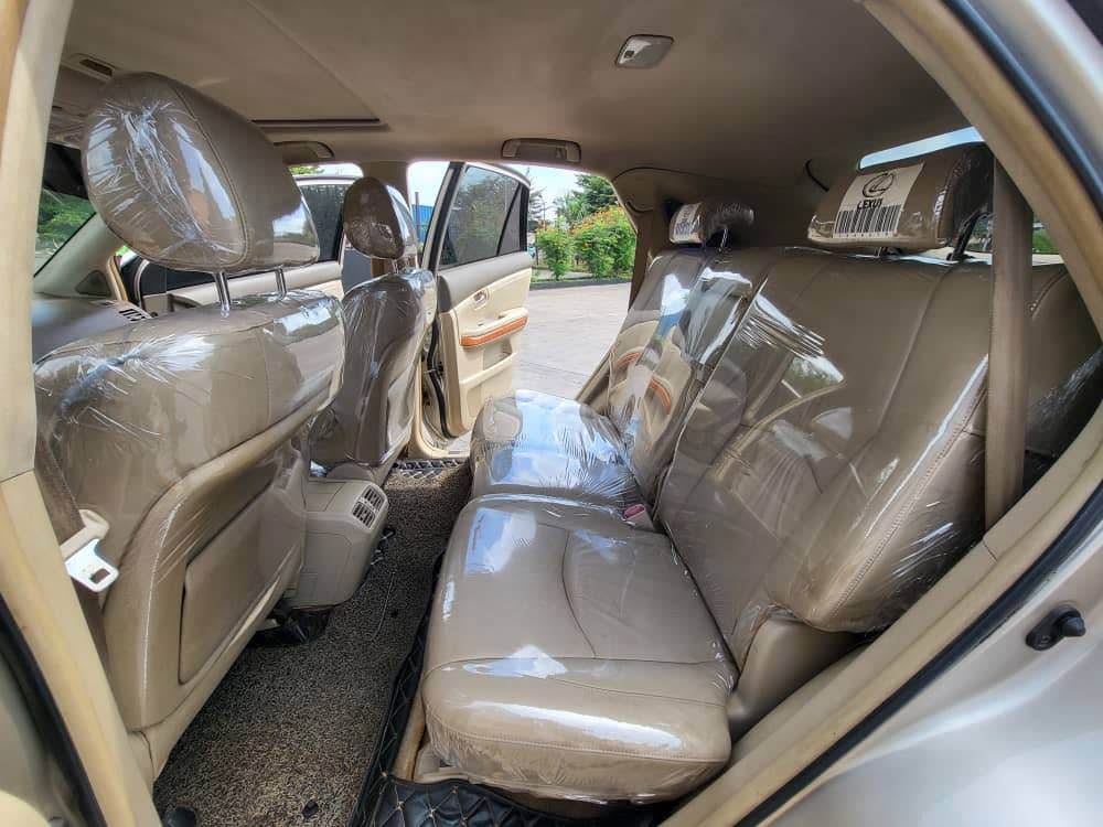 A picture of Highest grade Lexus RX330 2007 model