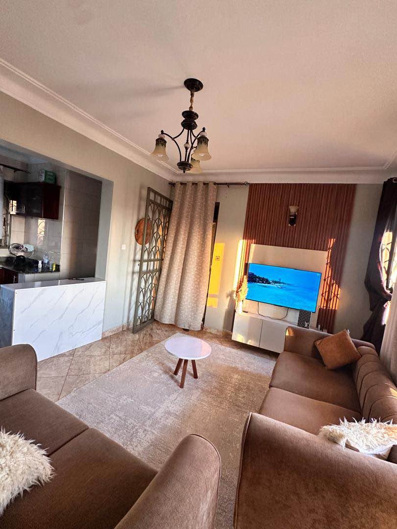 A picture of Full house items for sale pic up Ntinda