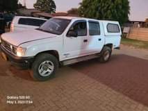 used toyota hilux