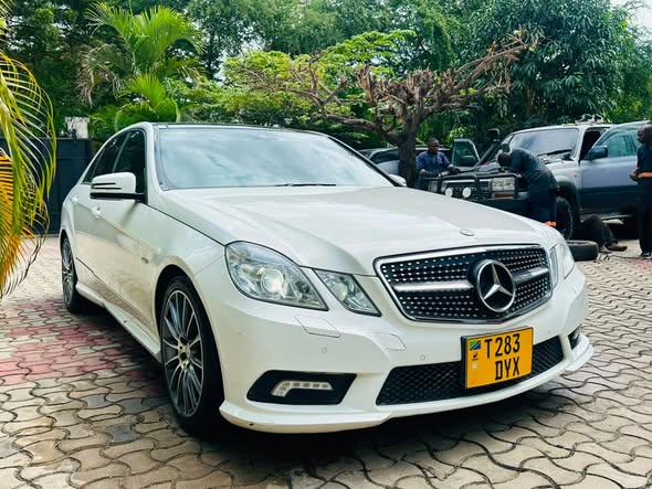 A picture of Mercedes