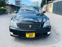 A picture of TOYOTA CROWN BEI 12 8