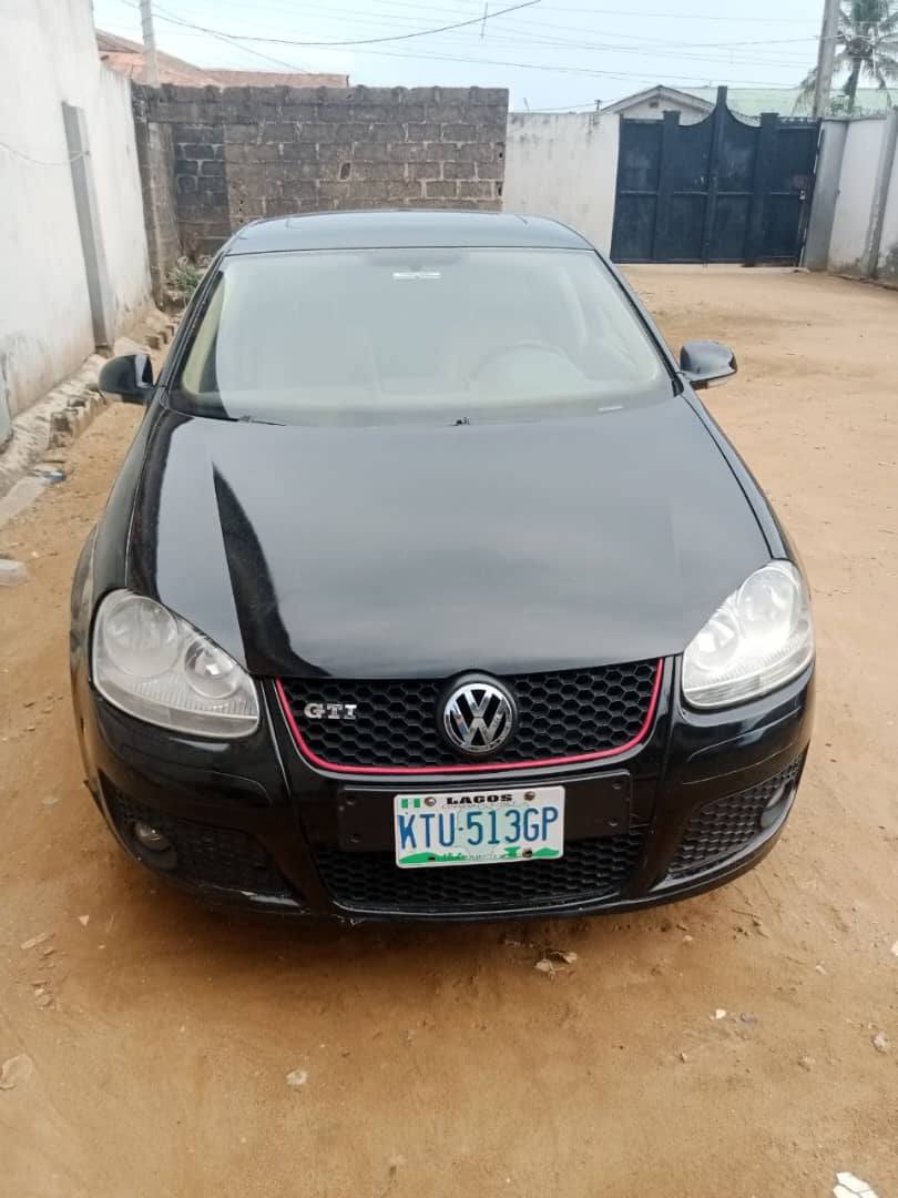 A picture of Clean Used Black Volkswagen Jetta 2008. Baked. Ac chilling. Leather