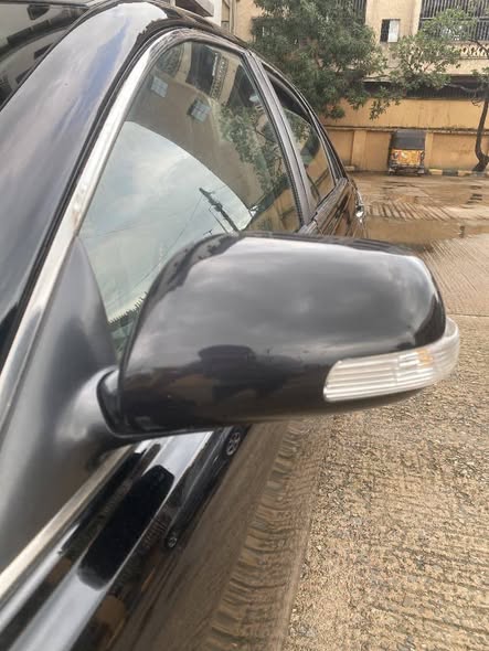 A picture of Toks standard Toyota Camry 2011
