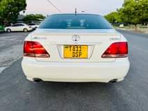 A picture of TOYOTA CROWN BEI MILIONI 12 5