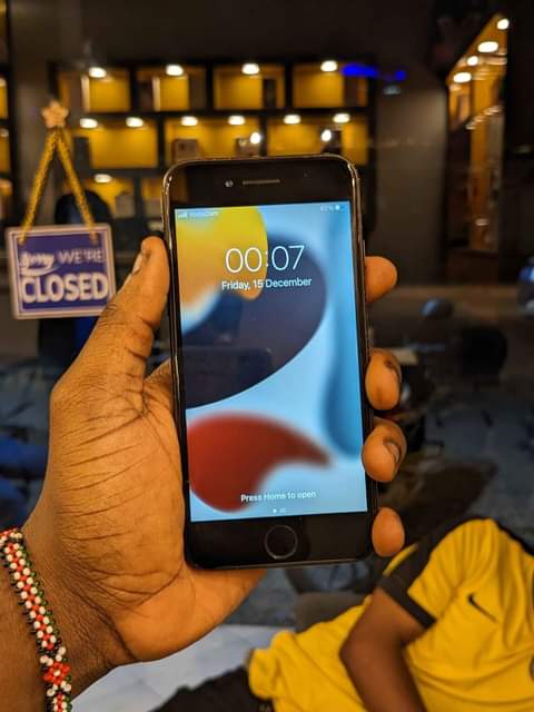 A picture of Iphone 7
