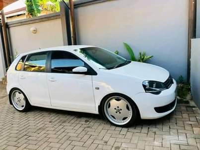 CARS &.