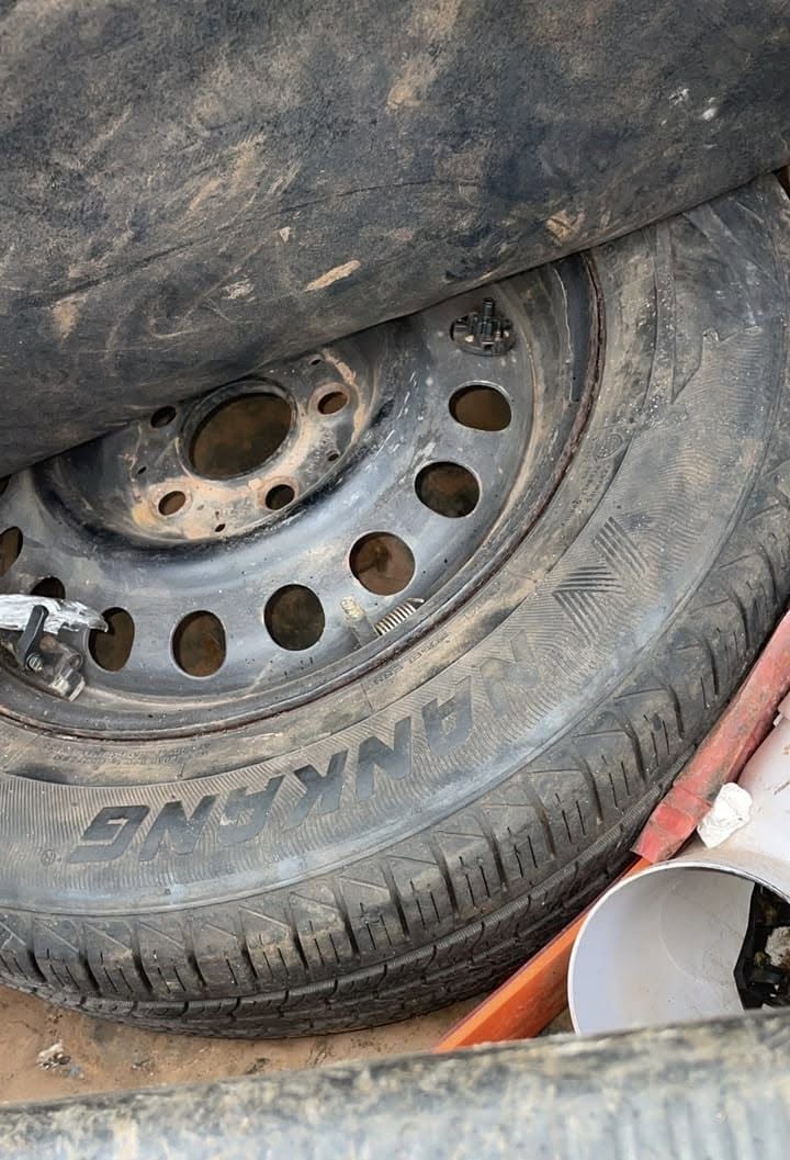 A picture of 2004 Toyota Camry