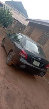 A picture of Toyota yaris 2008 Engine gear and ac are working well