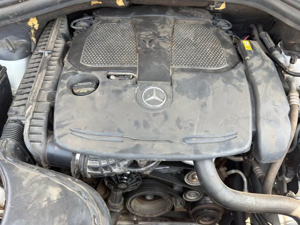 A picture of DISTRESS DISTRESS DISTRESS FOREIGN USED 2017 MERCEDES BENZ GLE350 GOING