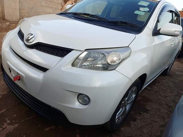 A picture of Toyota Corolla IST