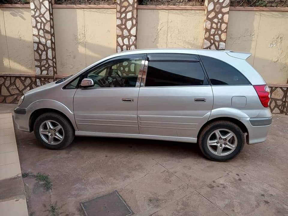 toyota nadia