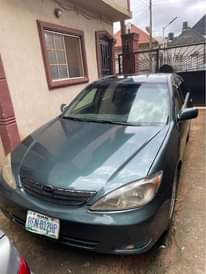 A picture of 2004 Toyota Camry