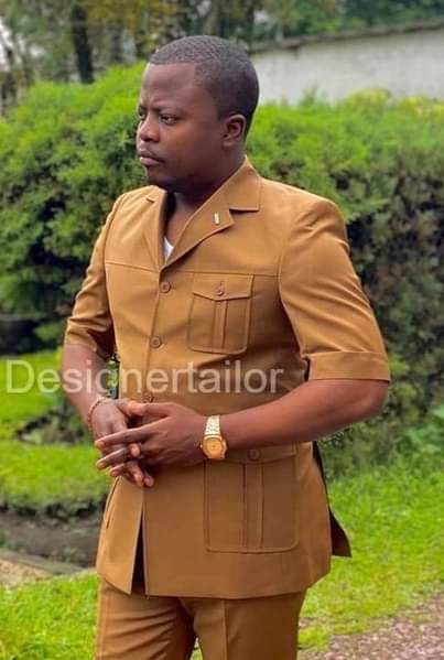 A picture of Men kaunda designs