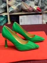 A picture of Shoes
