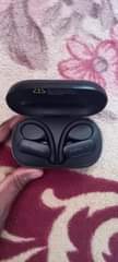 A picture of Earphones