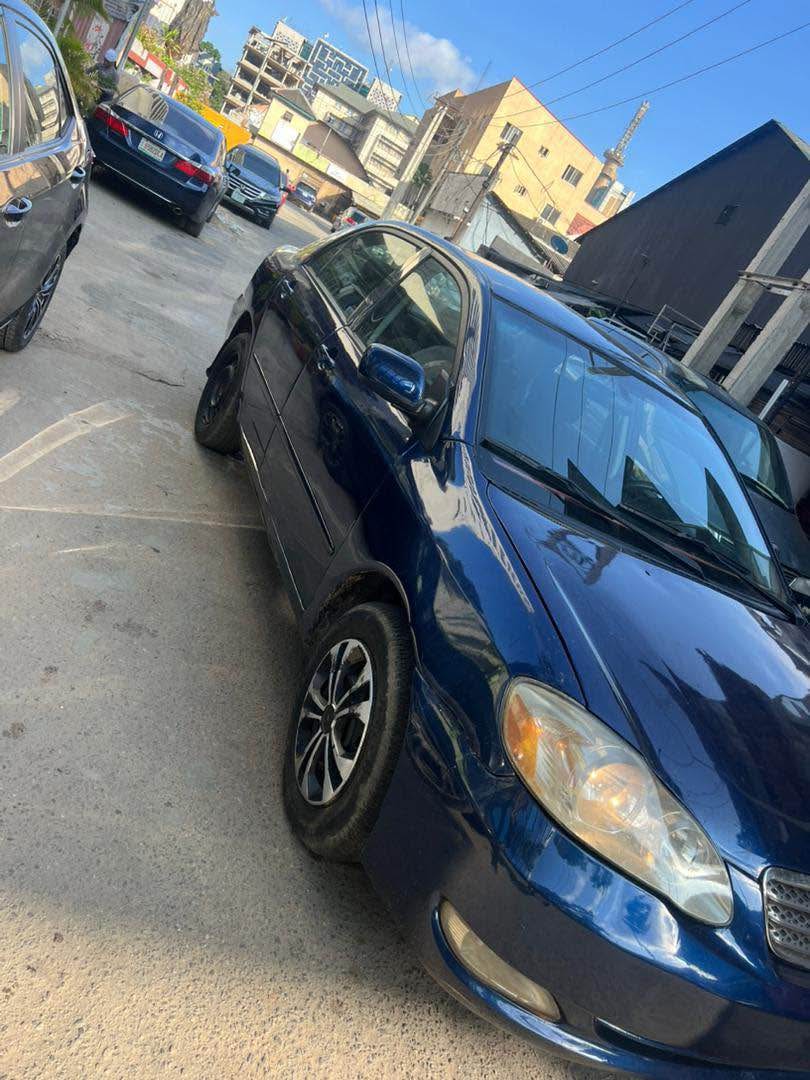 A picture of Very clean used 2004 Toyota Corolla 08102478038