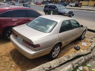 A picture of Toyota camry