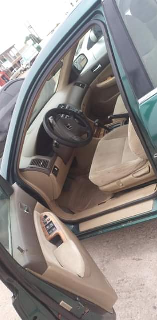 A picture of DISTRESS HONDA ACCORD EOD GOOD ENGINE GEAR AND AC 1