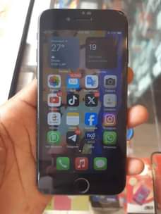 A picture of Iphone 7G