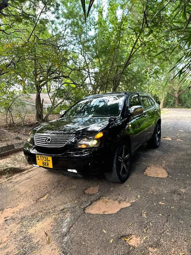 lexus