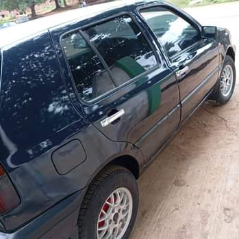 A picture of 1999 Volkswagen golf 3 1999