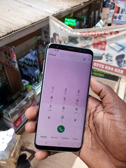 A picture of Samsung S8plus