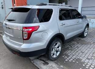 A picture of Ford Explorer