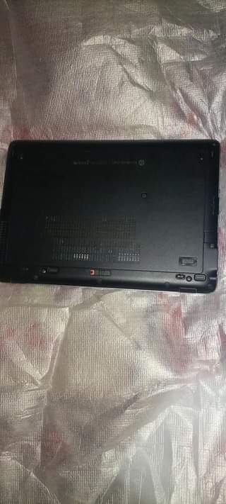 A picture of Hp i5 elitebook G2 840 touch screen 5th gen at