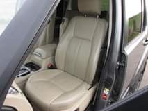 A picture of LAND ROVER DISCOVERY 4 50M