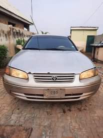 A picture of Barely driven Tokunbo standard 1999 camry going for 1 8m