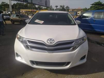 A picture of 2015 Toyota Venza Le