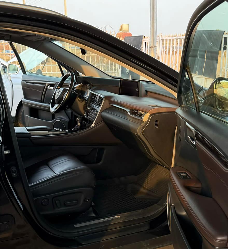 A picture of Lexus 2018 RX350 premium Direct.