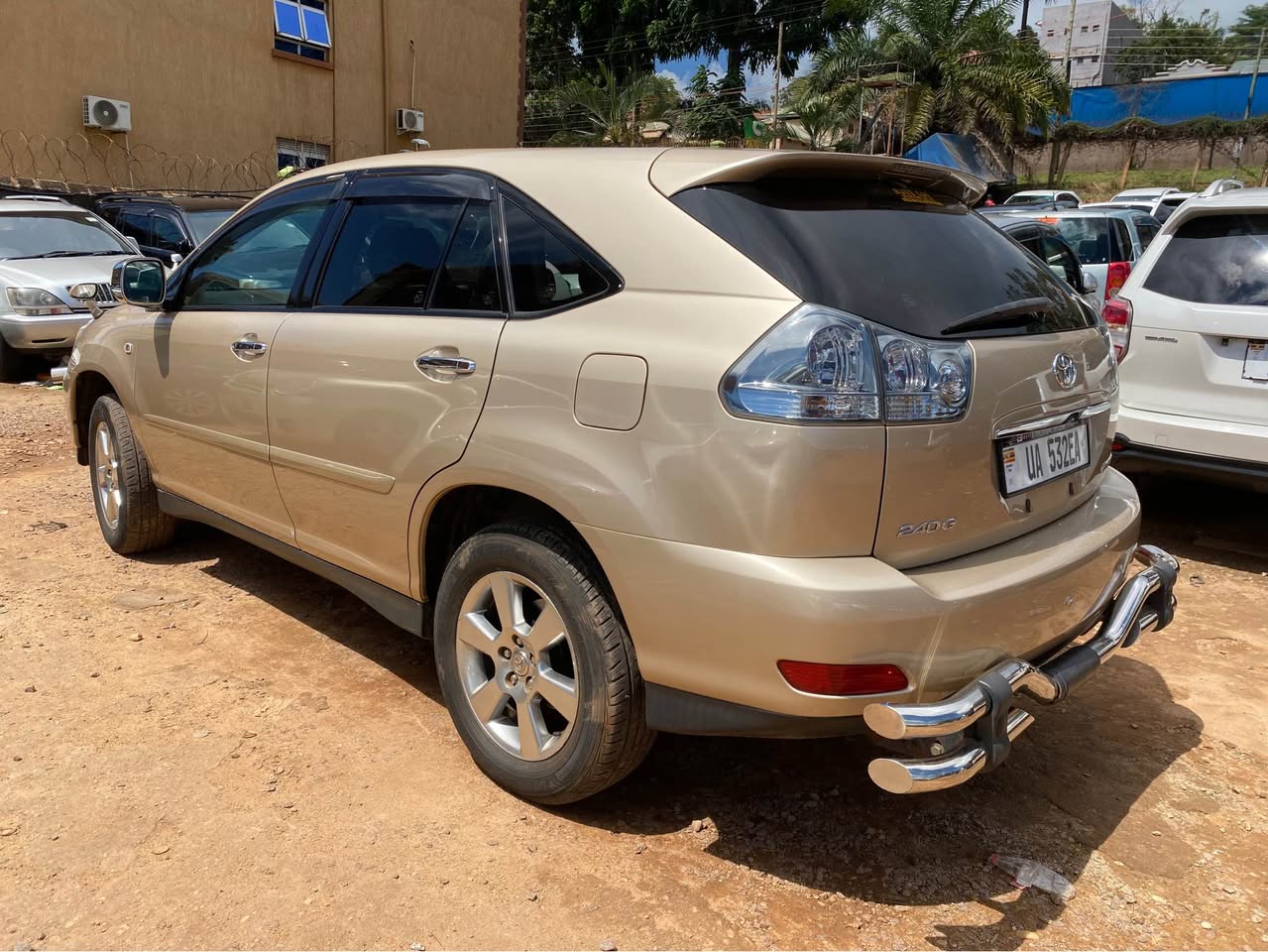 A picture of Toyota Harrier Model 2011 For Sale 0704482571 Call WhatsApp