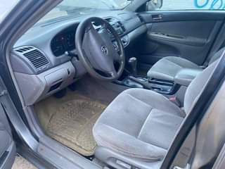 A picture of 2003 Toyota camry V6 1 9 millions 2003