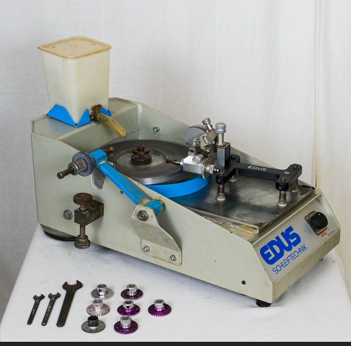 A picture of  span class f1 lt span class f1 gt Edus