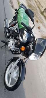 A picture of Jamani chuma iyo bado mpyaa fanya uwai ofisini kwetu mapema