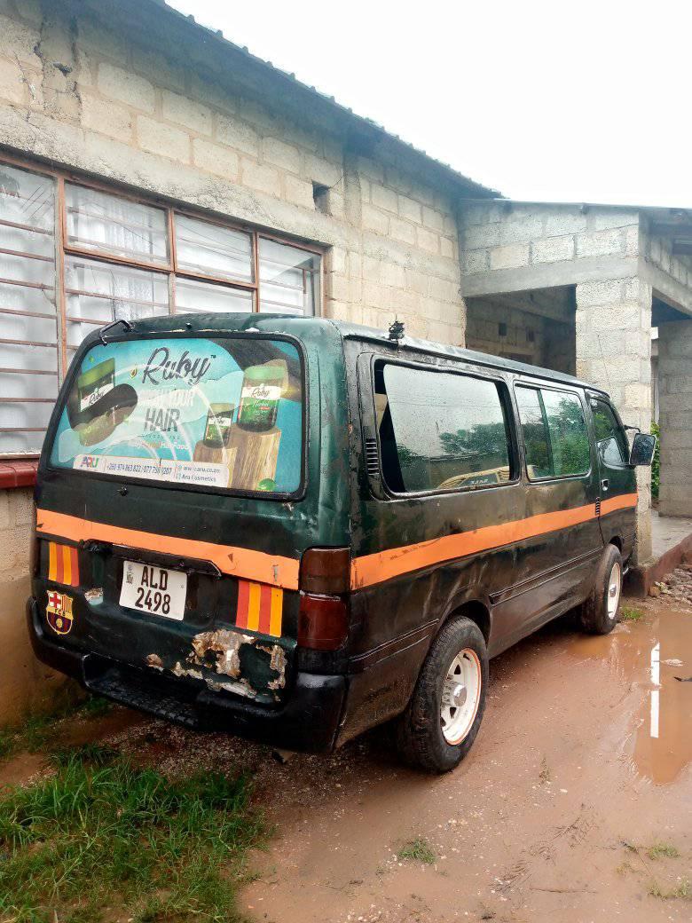 used toyota hiace