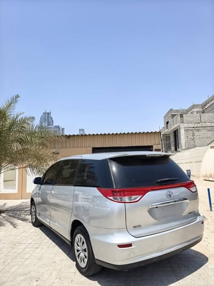 A picture of Toyota Previa